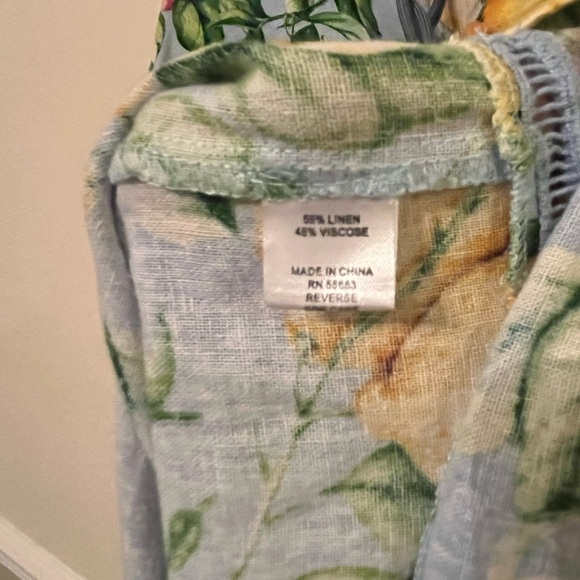 Linen Viscose For Cynthia Lemon Hibiscus Floral Sleeveless Knee Length Dress - Picture 5 of 7